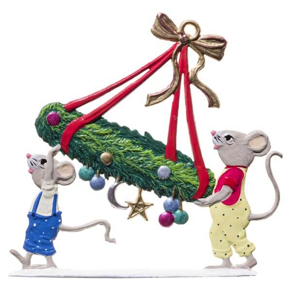 CM05 R Mice Carrying Advent Wreath CM05 R Mice Carrying Advent Wreath