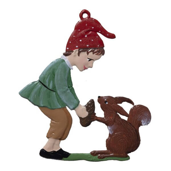 CO039 Elf with Squirrel Ornament