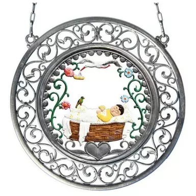 SO09F Baby with Filigree Frame